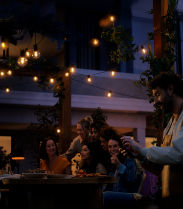 Tunnelmaa ulkotiloihin valaisimillamme